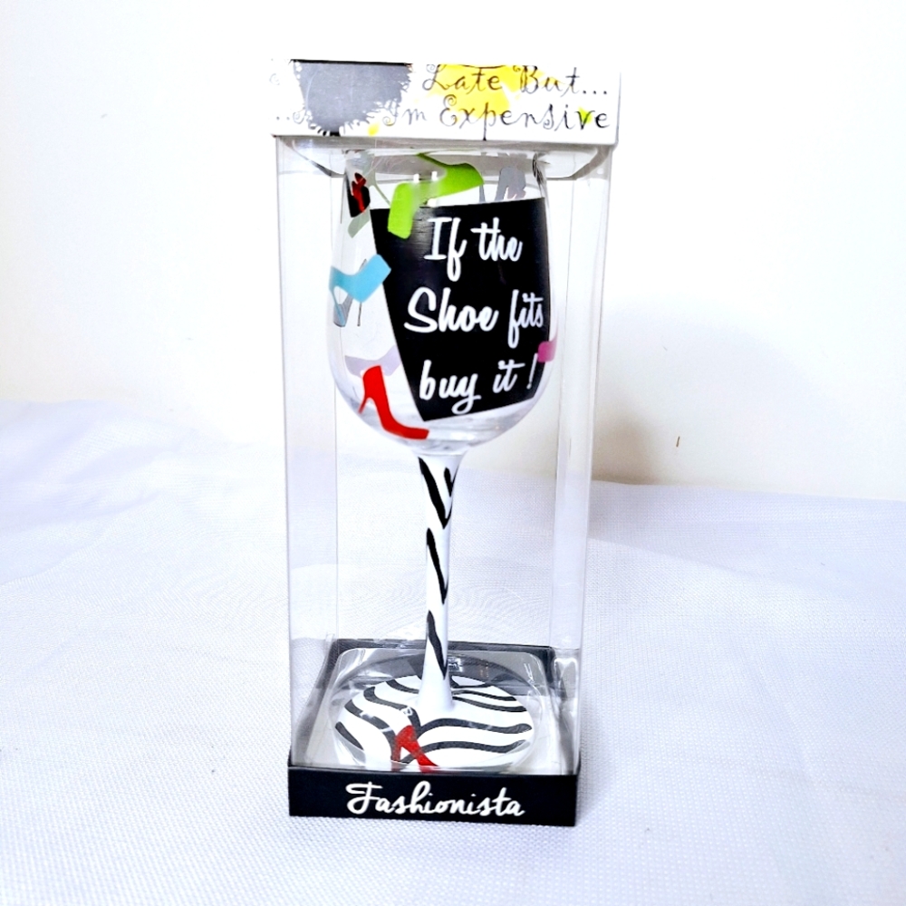 NWB Fashionista Brand "Cheers To The Shoe Fashionista" Shoe print wine glass.